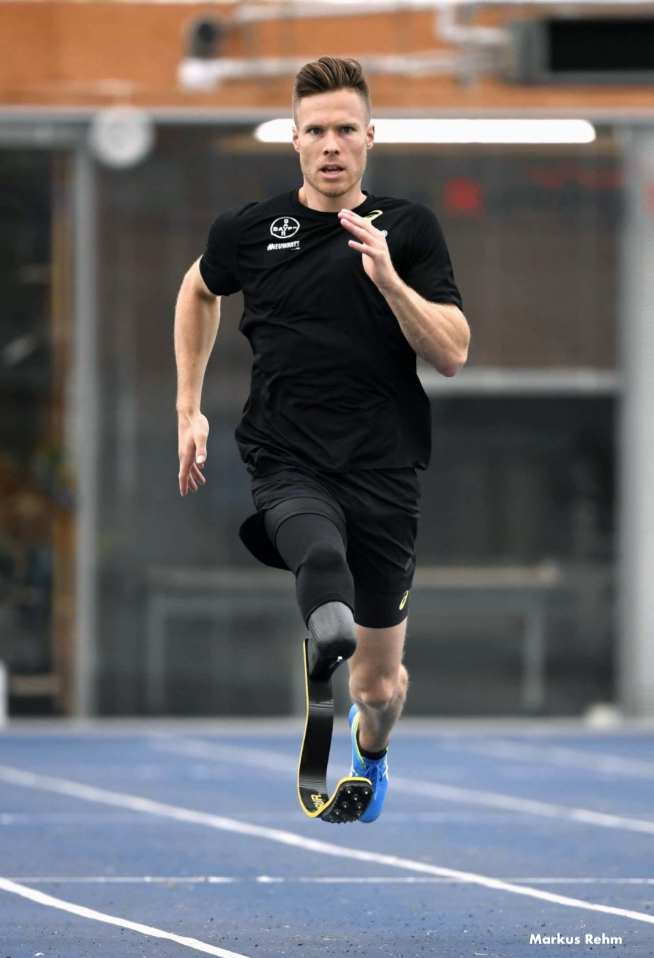 Paralympic Athlete Wants to Compete with Able-bodied Athletes